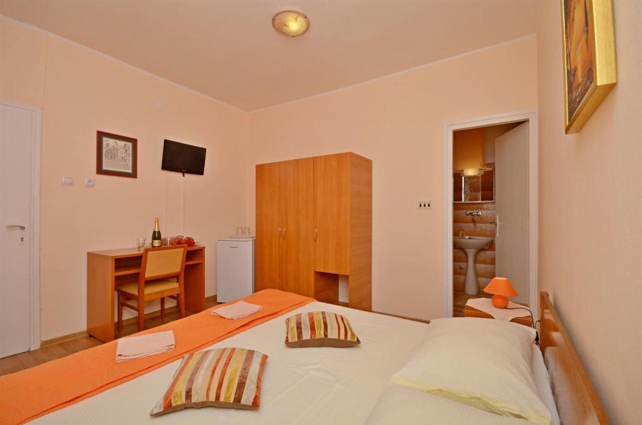 Apartment And Room Ivica โวดีเซ ภายนอก รูปภาพ