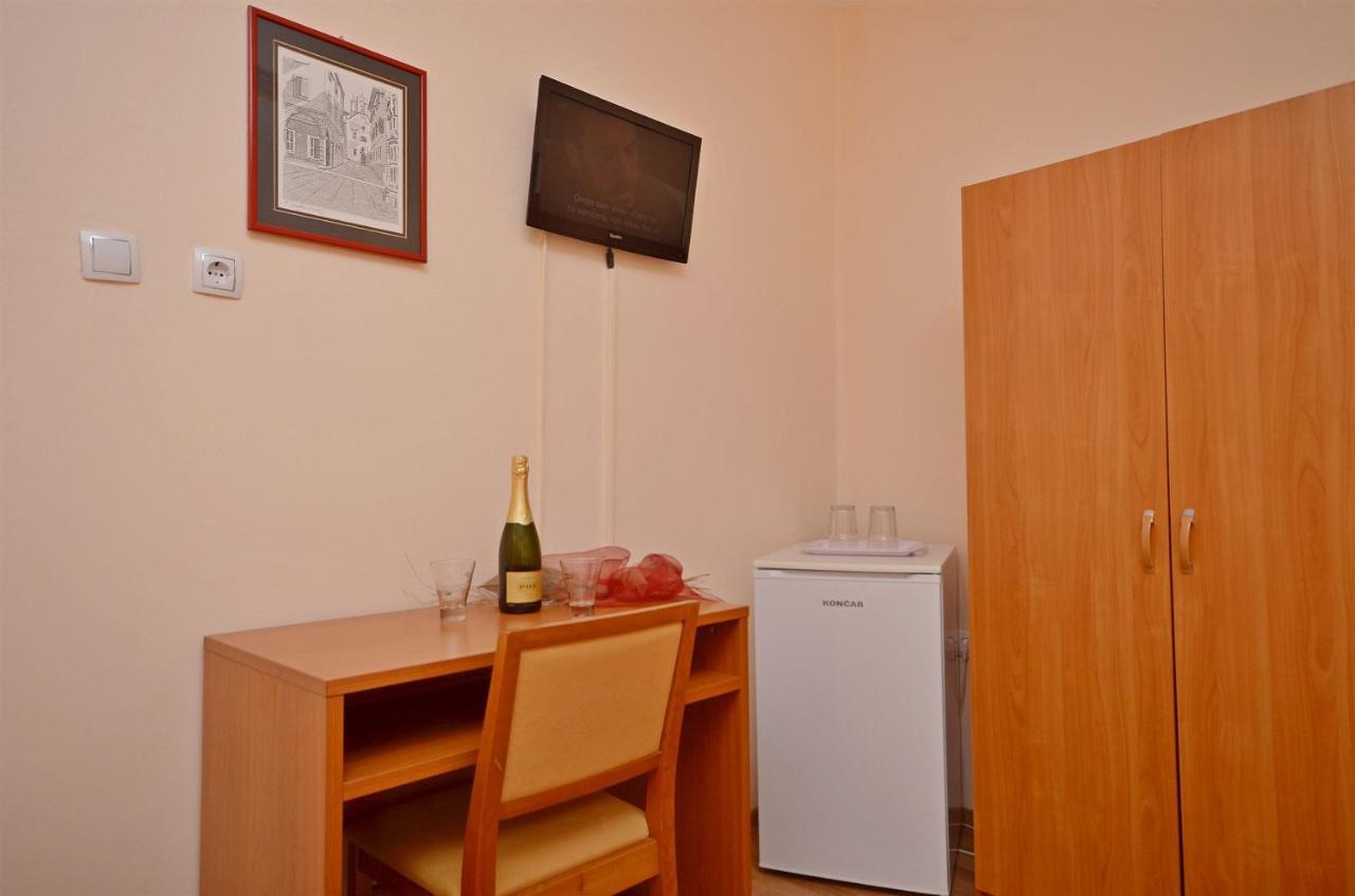 Apartment And Room Ivica โวดีเซ ภายนอก รูปภาพ