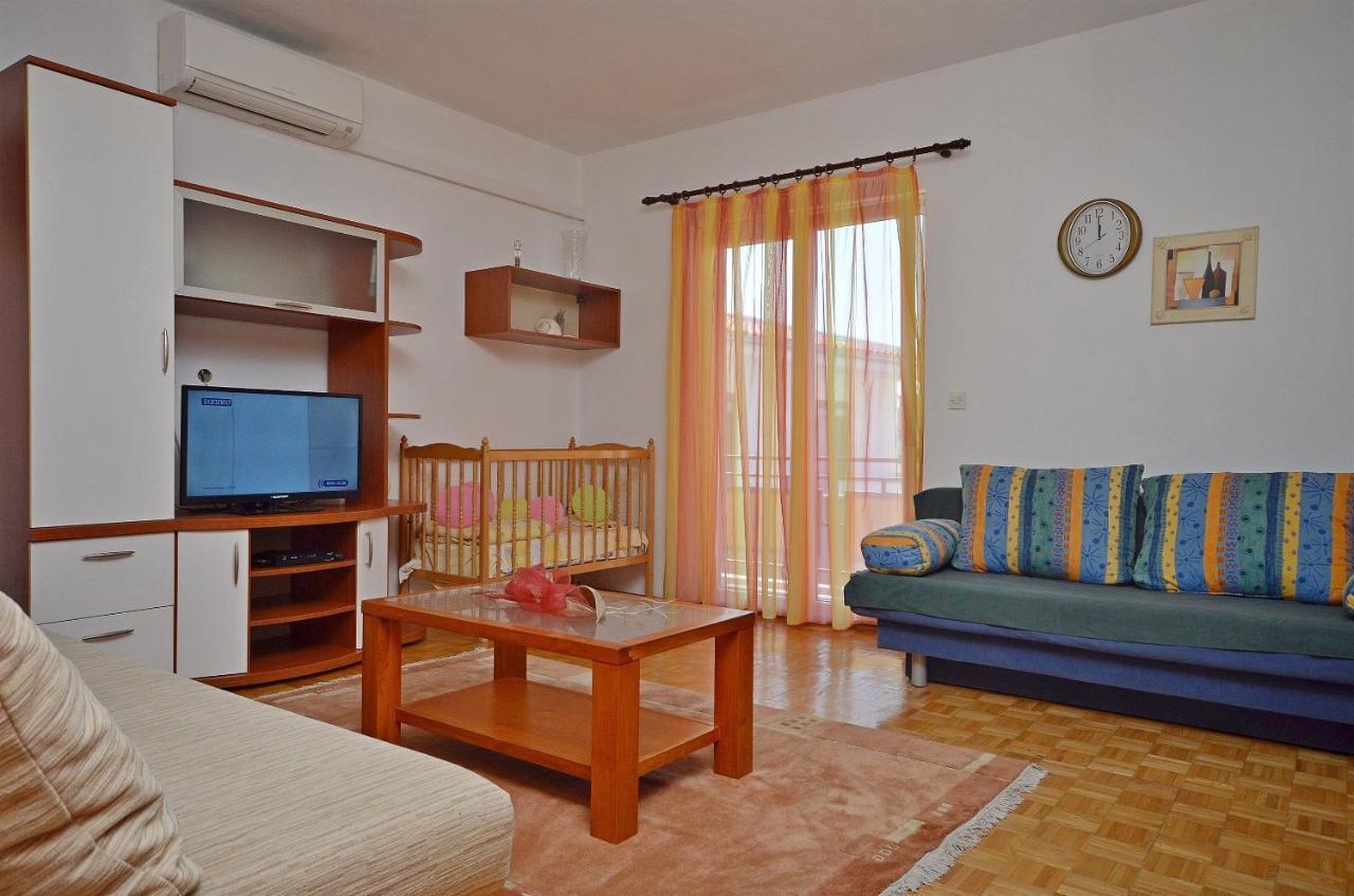 Apartment And Room Ivica โวดีเซ ภายนอก รูปภาพ