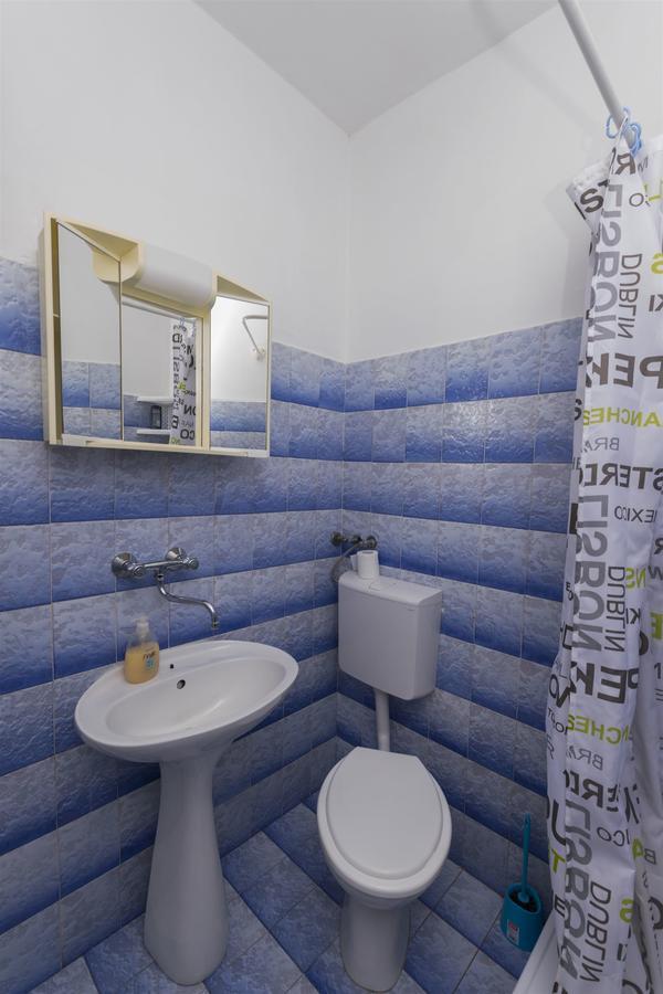 Apartment And Room Ivica โวดีเซ ภายนอก รูปภาพ