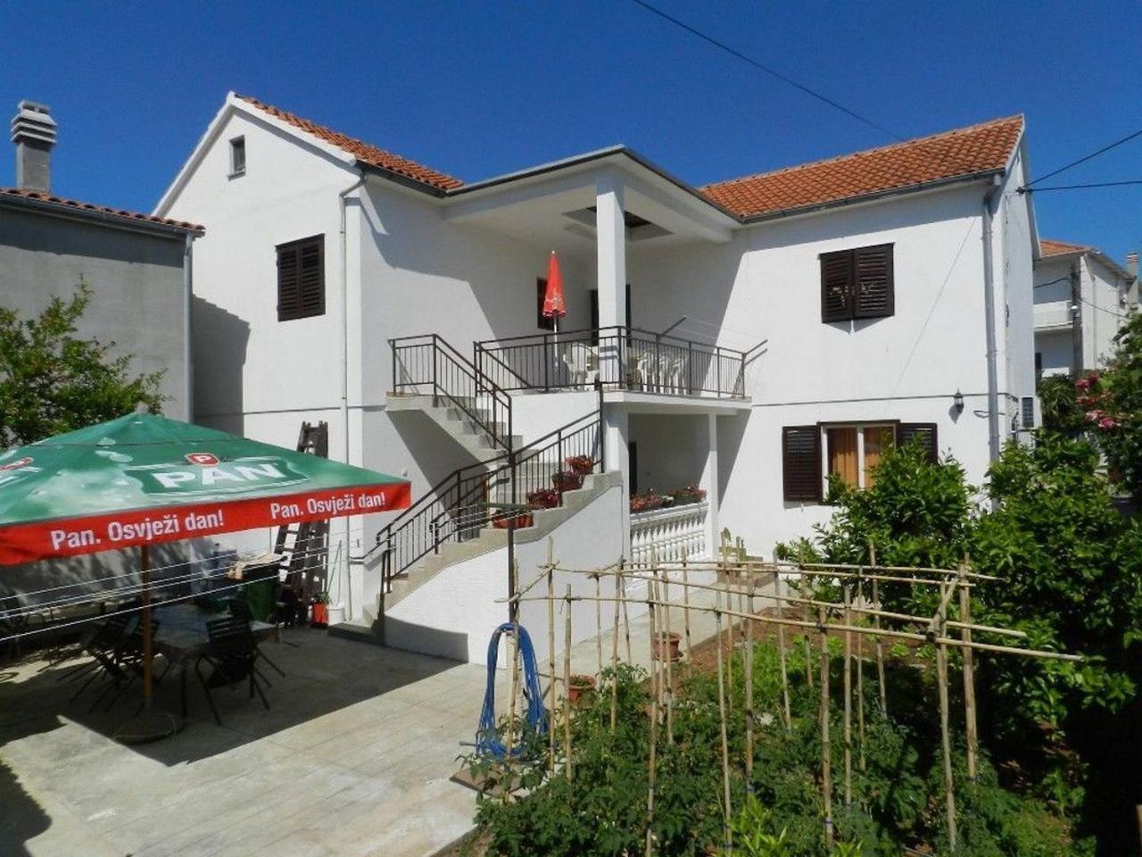 Apartment And Room Ivica โวดีเซ ภายนอก รูปภาพ